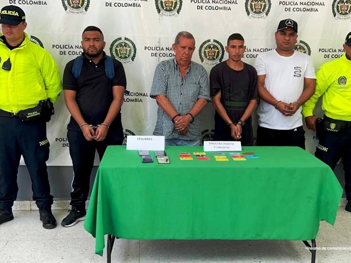 Desde Turbaco y Barranquilla banda robaba información de usuarios de telefonía móvil