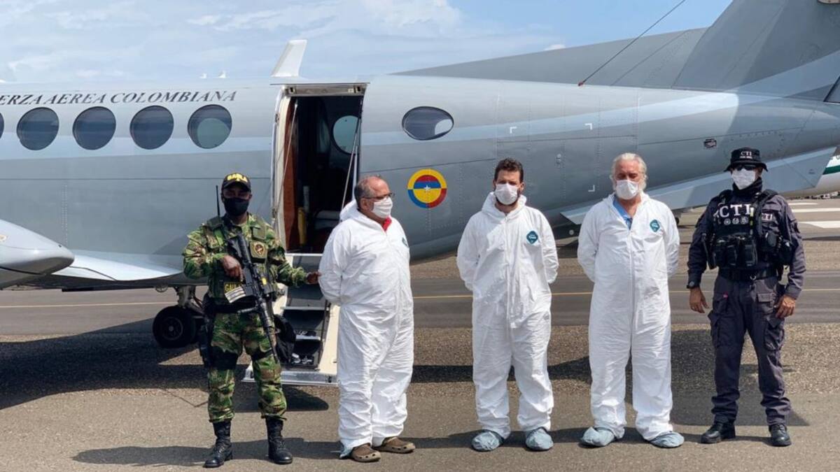 Modus operandi de estadounidenses que vendían falsas pócimas para COVID-19