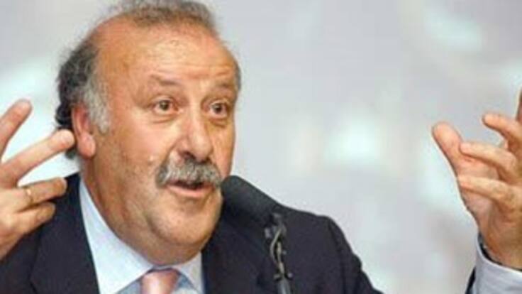 España convoca poderosa nómina para enfrentar a Colombia