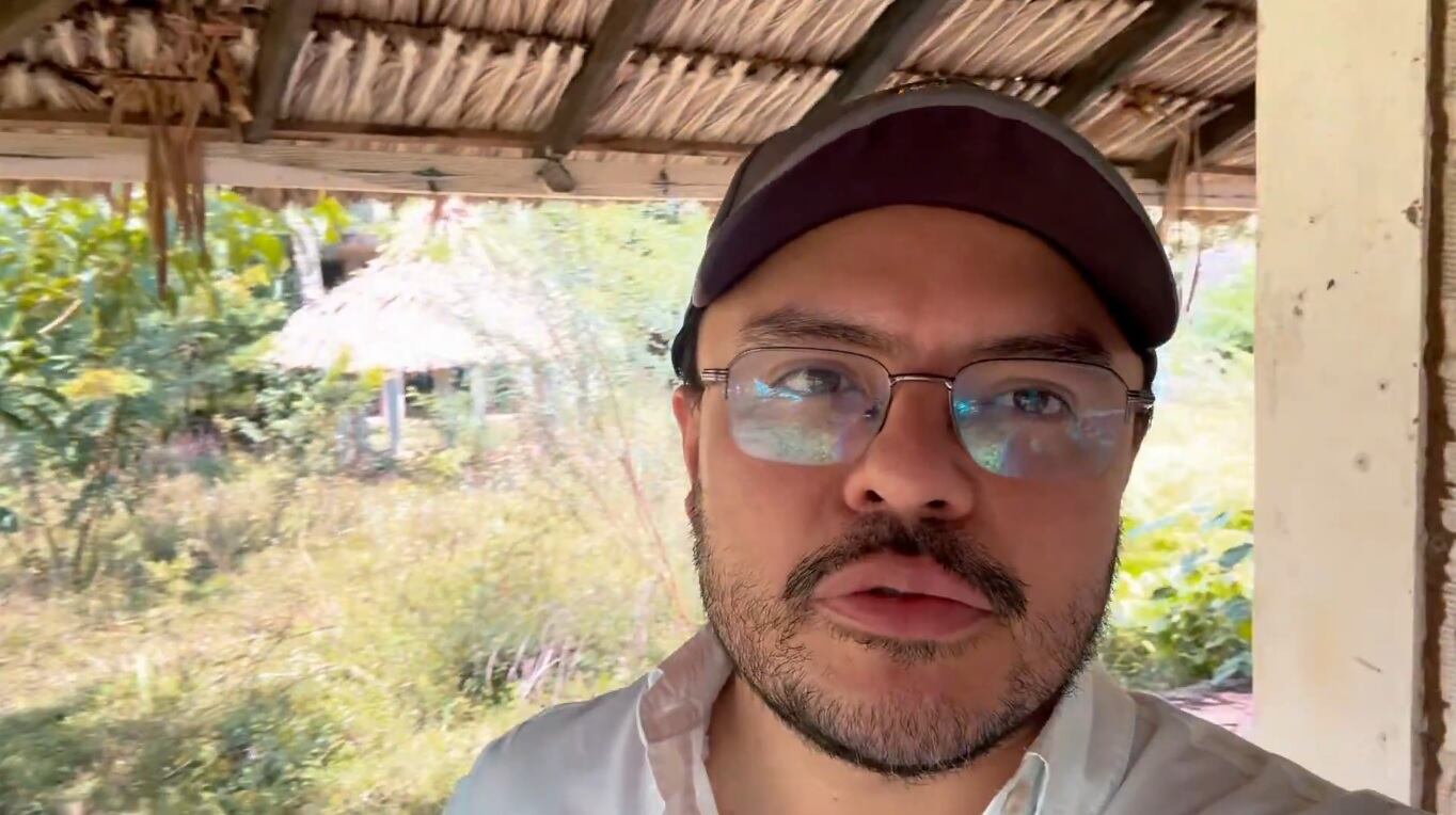 Juan Felipe Harman, director de la Agencia Nacional de Tierras, en la Finca San Pedro, en el sur de Córdoba.