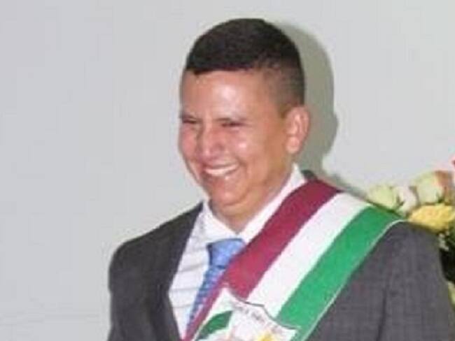 Roban camioneta al alcalde de Convención