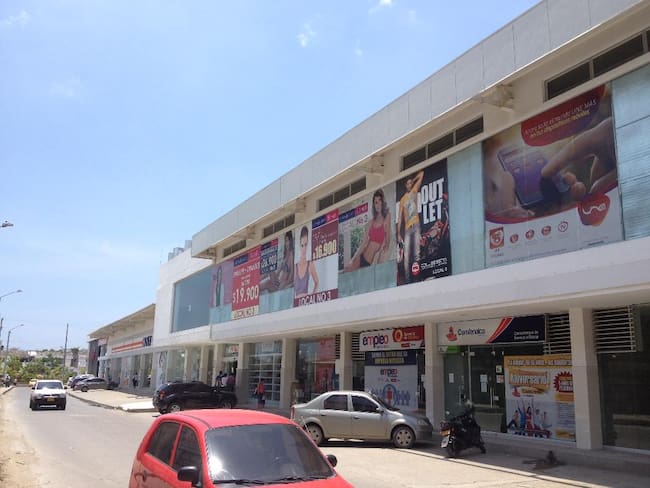 Un espacio climatizado con tiendas como Reebok, Converse, Puma y Nike en Big Box; Bata y Simeon con el estilo que los caracterizan, además de una amplia zona de comidas.