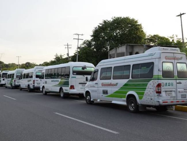 Transportadores intermunicipales de Sucre protestan por aumento en tarifa de un peaje