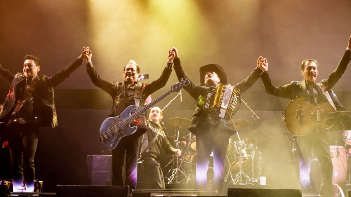 Los Tigres Del Norte listos para 2 noches en el Movistar Arena de Bogotá.