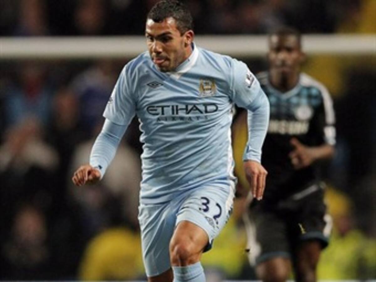 La prensa inglesa celebra la vuelta del 'increíble' Tévez al Manchester City