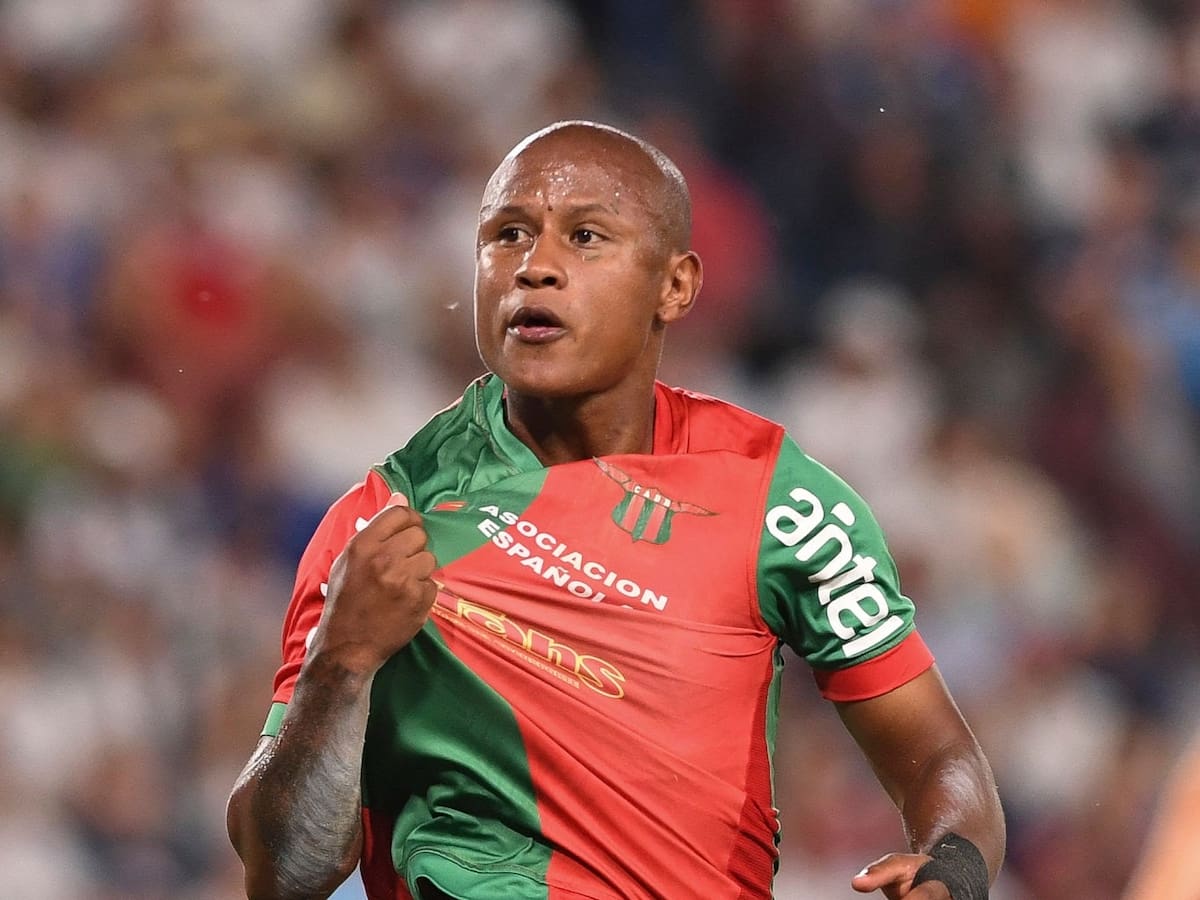 El jugador uruguayo Mathías Acuña fue hallado muerto en un hotel de Ecuador