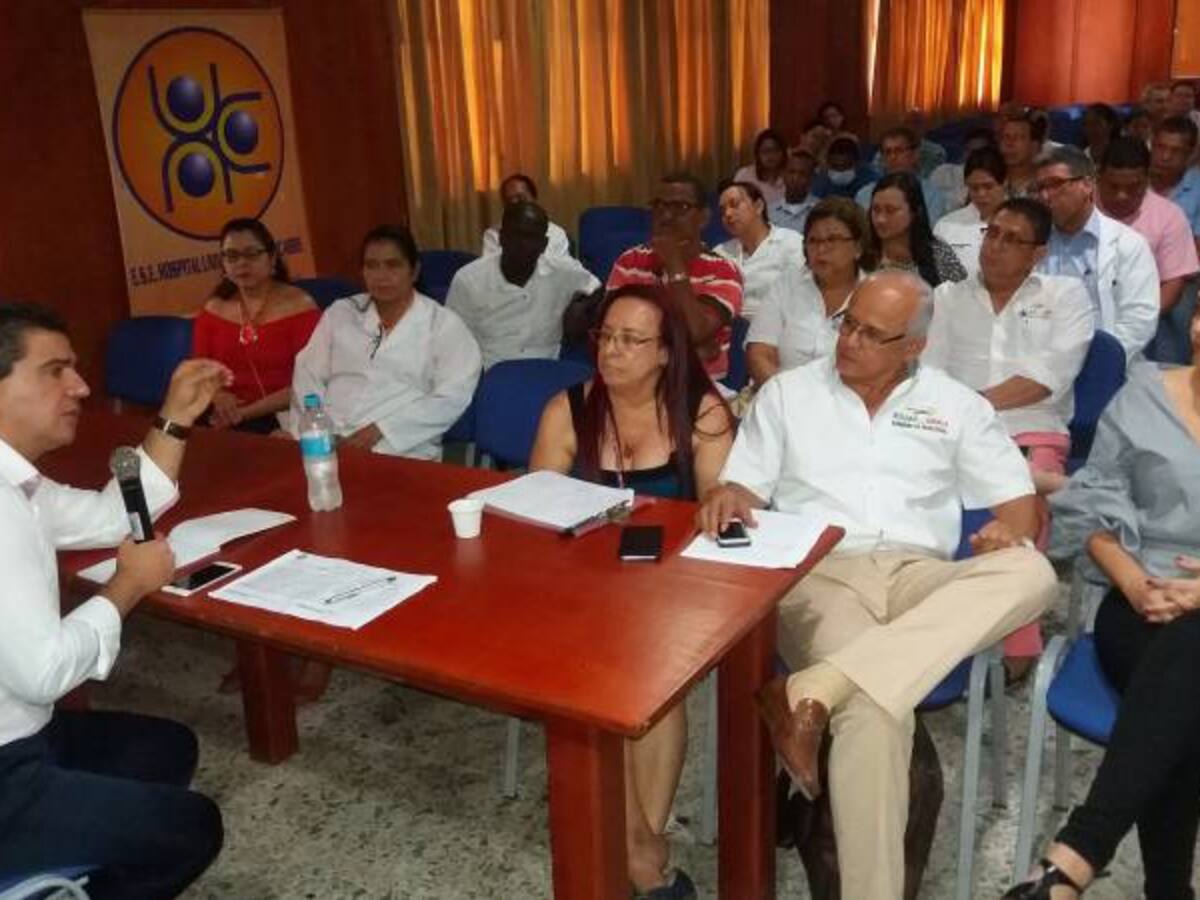 Los hospitales públicos se tienen que preservar: Director de la ACHC
