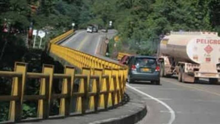 El IDU se compromete a entregar obras de la Vía al Llano en un mes