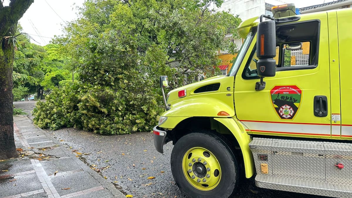 Bomberos de Neiva, en la mira de la delincuencia durante emergencias