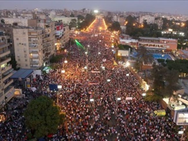 Hermanos Musulmanes llaman a participar en masa en los funerales de víctimas en El Cairo