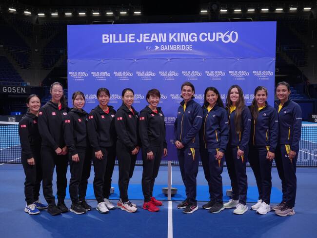 Los equipos de Japón y Colombia para la confrontación de la Billie Jean King Cup / Twitter: @fedecoltenis