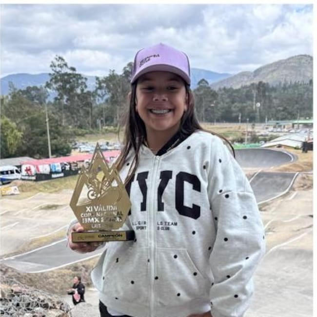 Luciana Castillo, bicicrosista manizaleña. Foto: centrodeinformacion.manizales.gov.co.