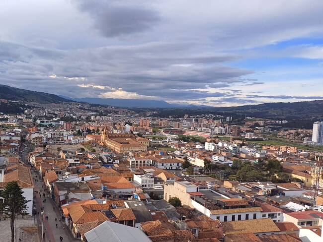 Pronóstico indica una predominancia de condiciones secas con algunas lluvias ocasionales en agosto y septiembre, influenciado por un posible fenómeno de La Niña en los próximos meses.