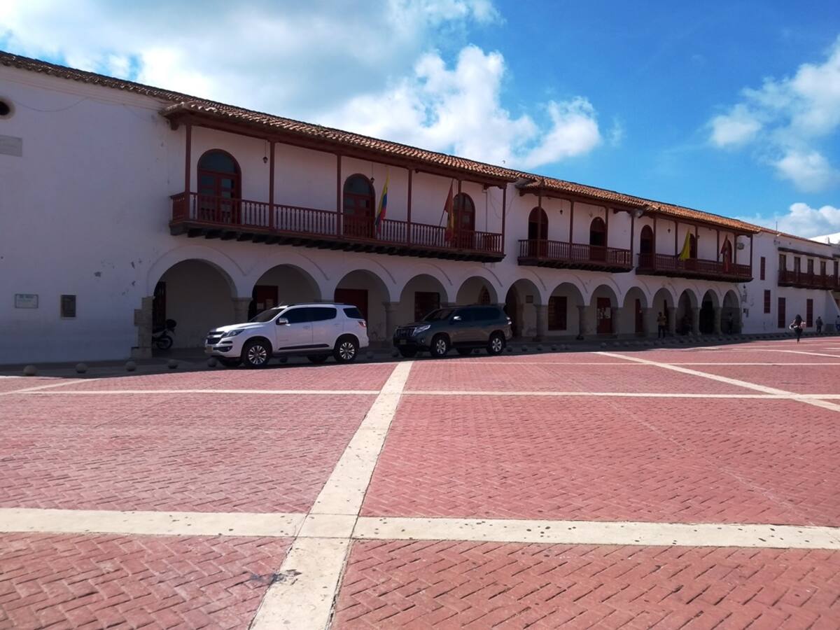 Cruce de mensajes entre Dumek Turbay y Dau por supuesto apoyo a una exalcaldesa