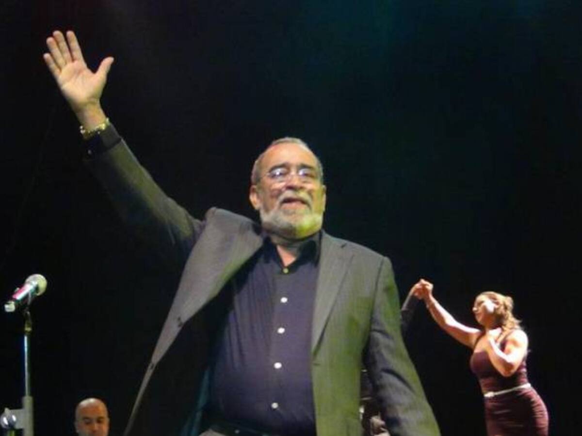 Andy Montañez visita el "Museo de la salsa Jairo Varela" en Cali