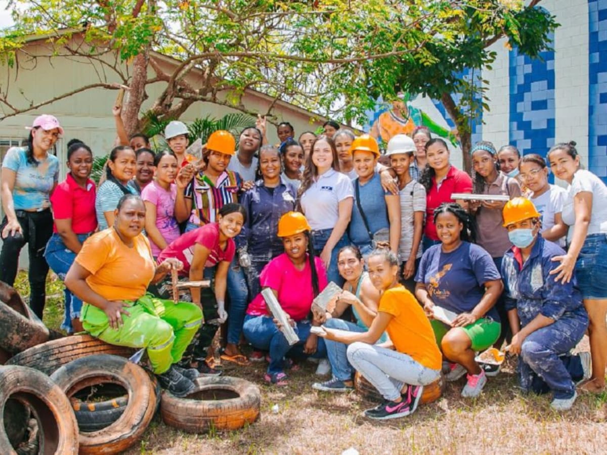 “Construimos a la Par Cartagena” espera vincular laboralmente a 200 mujeres