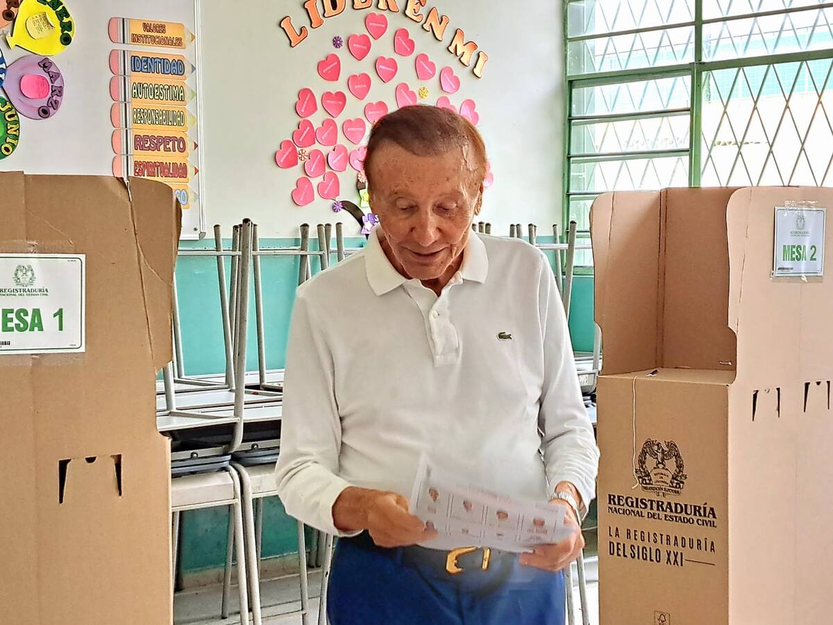 Procuraduría destituye e inhabilita a Rodolfo Hernández por 12 años