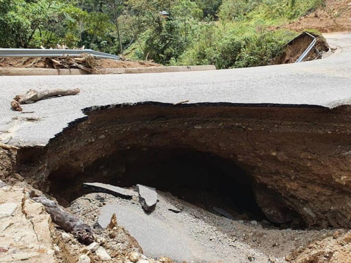 Iniciaron obras de restablecimiento de la vía Suaza- Florencia