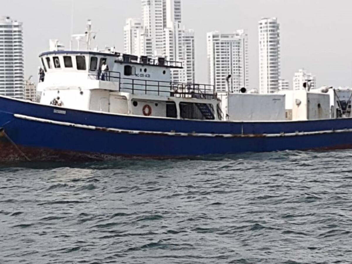 Embarcación 'Susurro' llega a la bahía de Cartagena para cumplir cuarentena