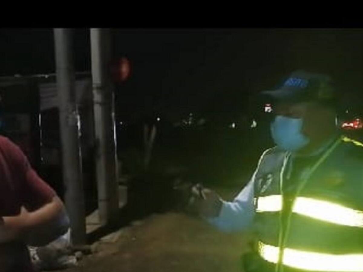 Hombre agredió a las autoridades en operativo de tránsito en Ibagué