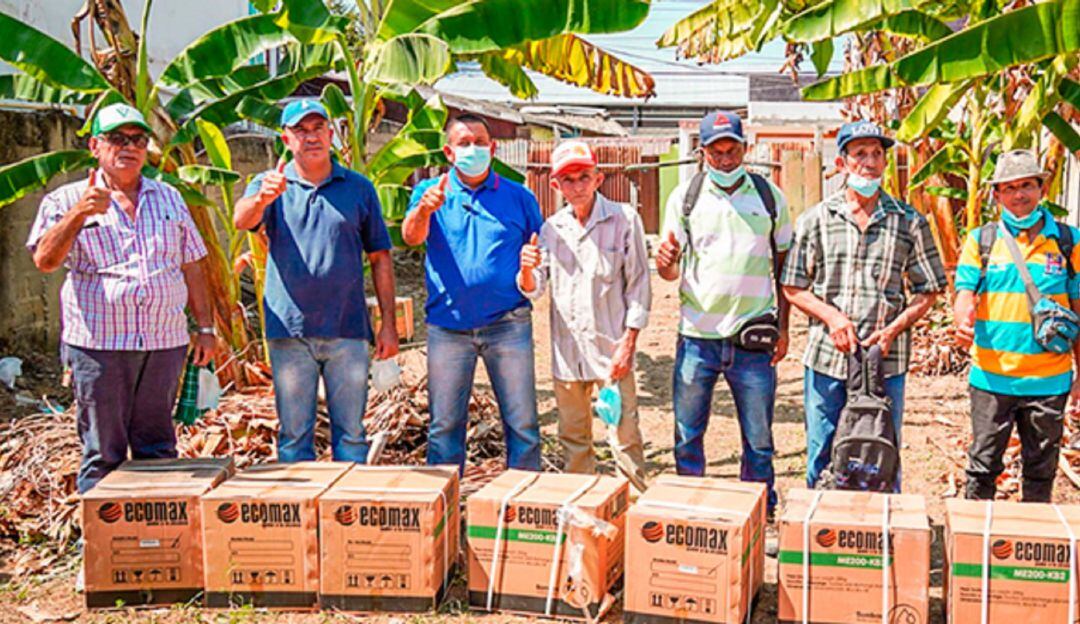 Campesinos en Bolívar
