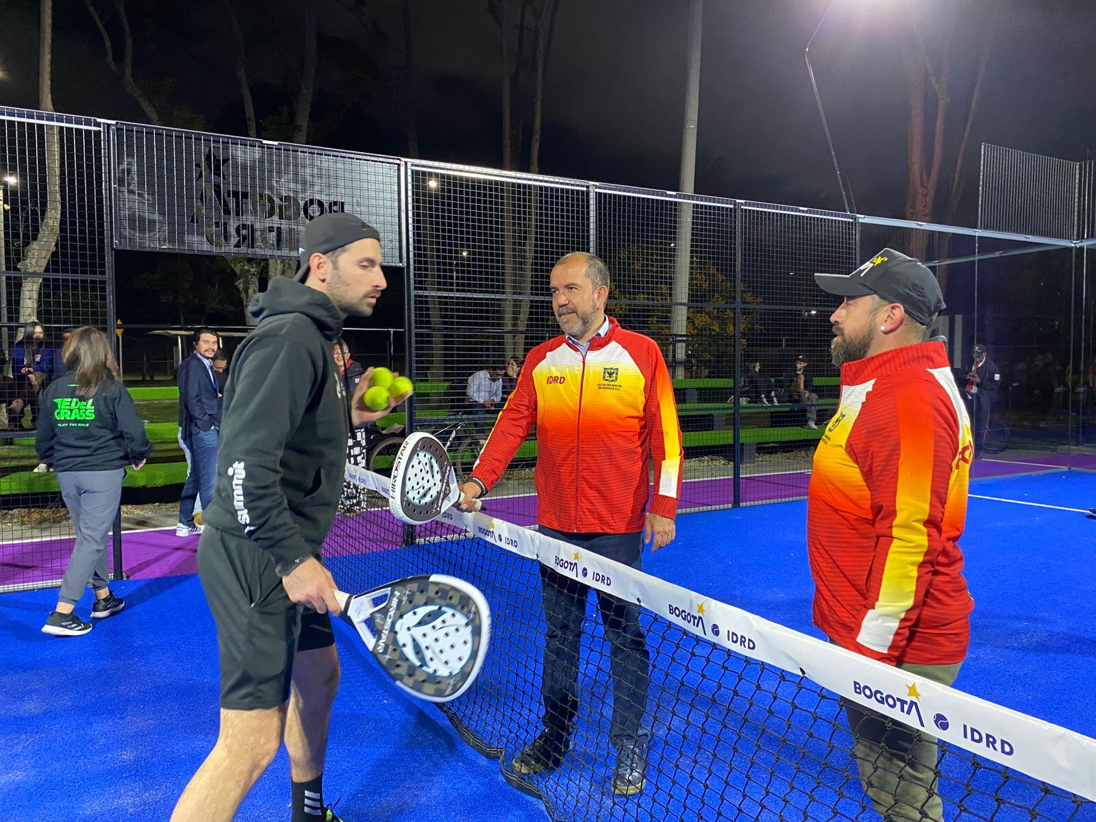 Juan José García, deportista de pádel, y Daniel García, director del IDRD / Caracol Radio.