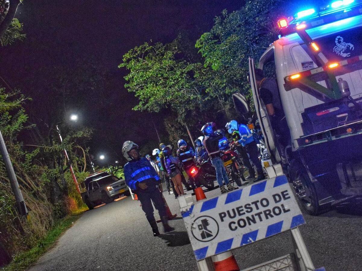 ¿Funcionario advertía al transporte ilegal de los operativos en Ibagué?