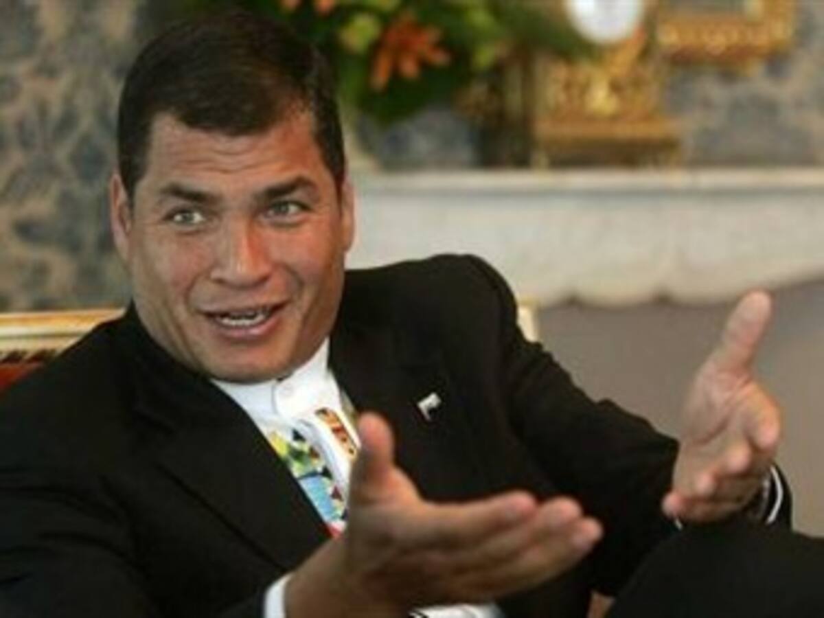 El presidente de Ecuador habla con La W de reelección, el caso Assange y crisis española