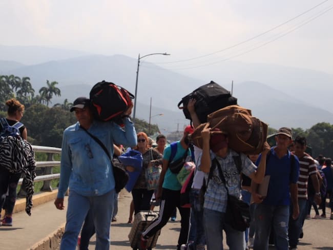 Colombia cerrará frontera con Venezuela 3 días antes que el resto de países