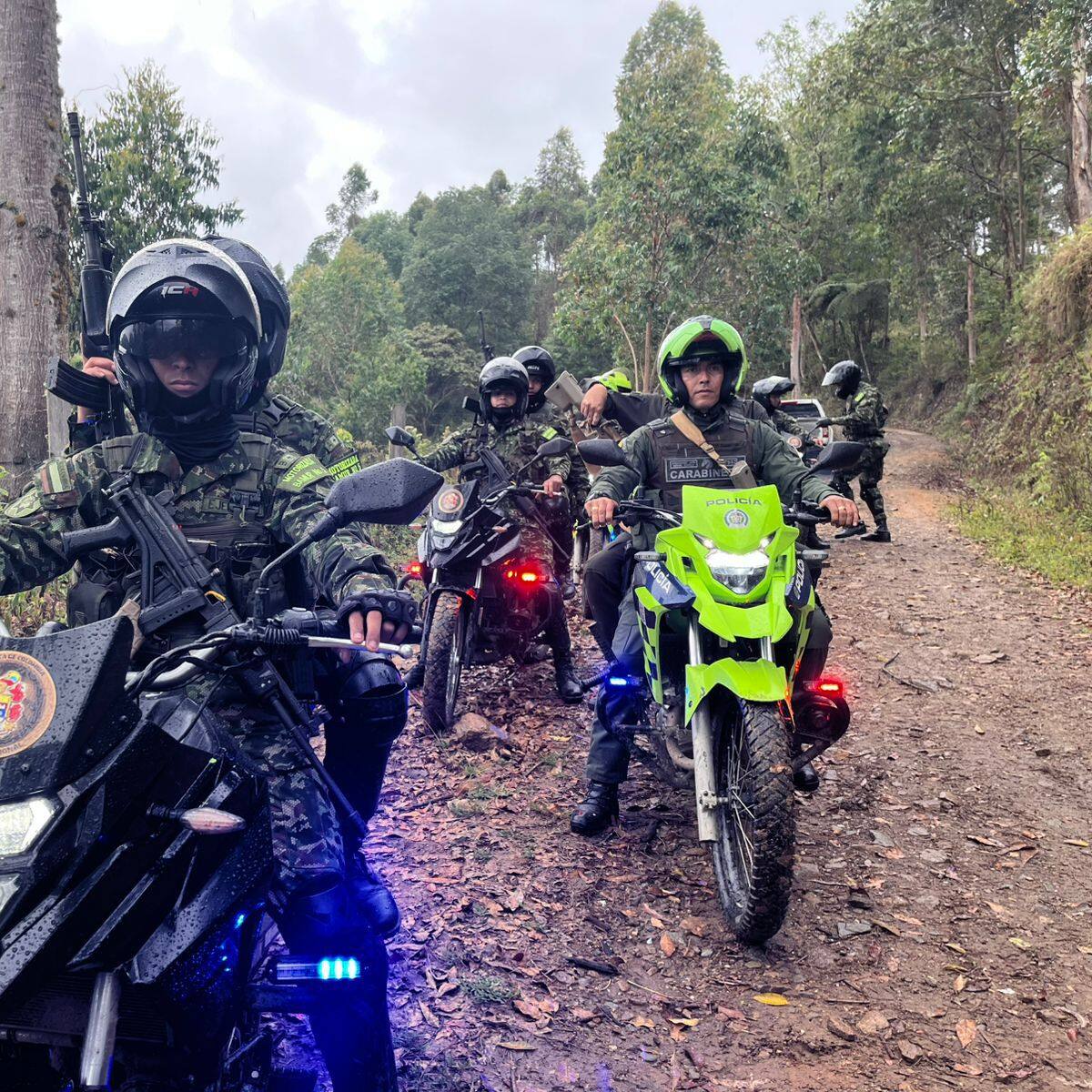 Incrementan patrullajes de Policía y Ejército en límites entre el Quindío y el Valle del Cauca
