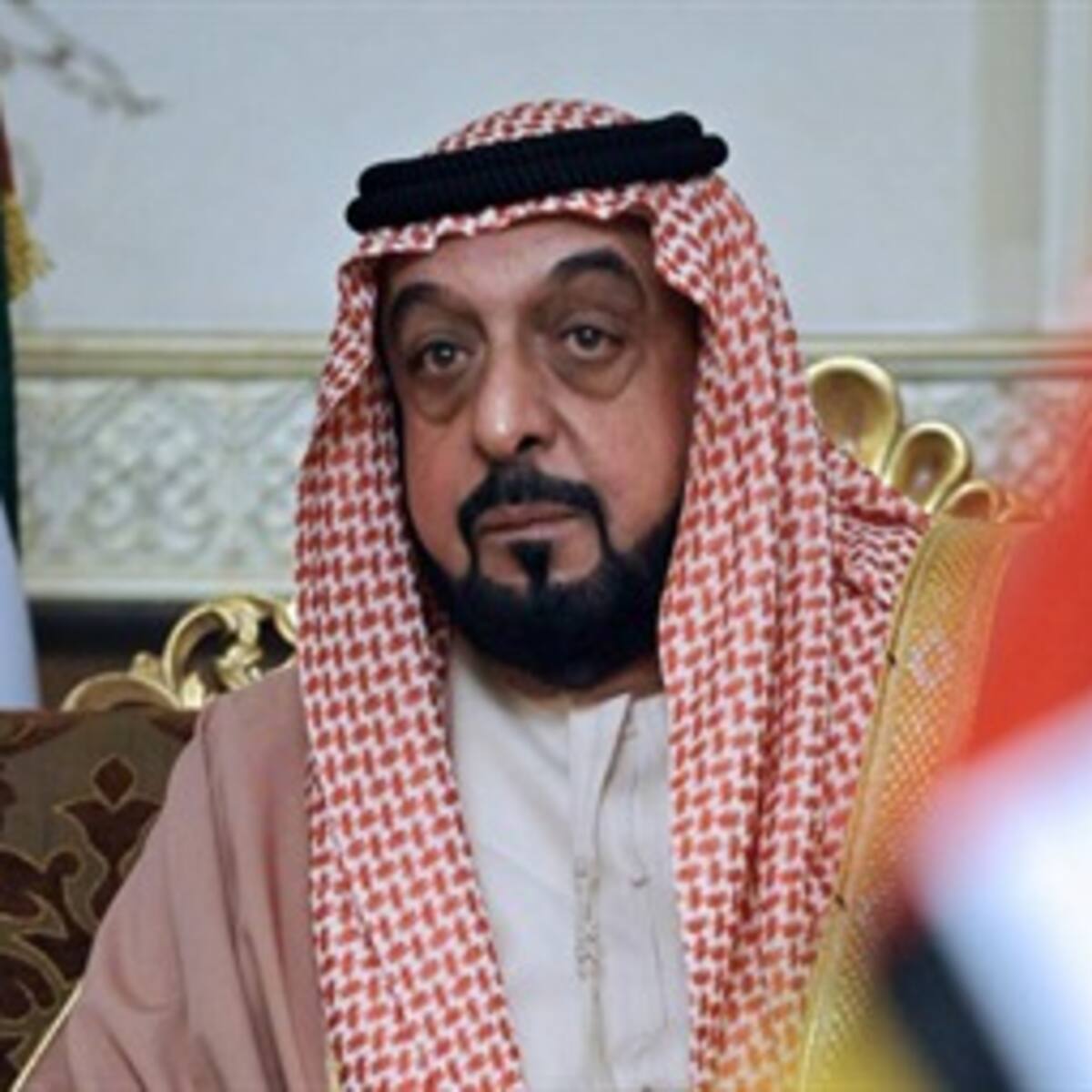 Presidente de Emiratos Árabes paga las deudas de 7.000 de sus ciudadanos