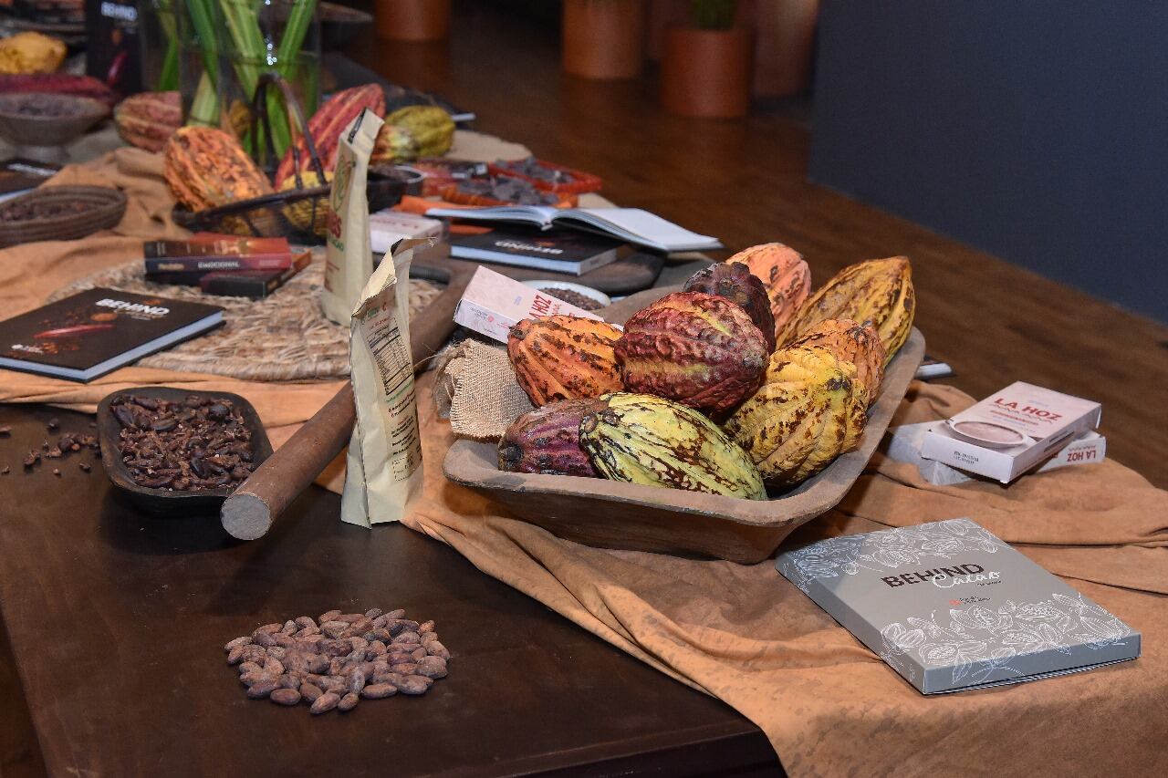 Behind Cacao, el libro que narra el impacto del Cacao en las familias nariñenses | Foto: Diego Caucayo, Ayuda en Acción