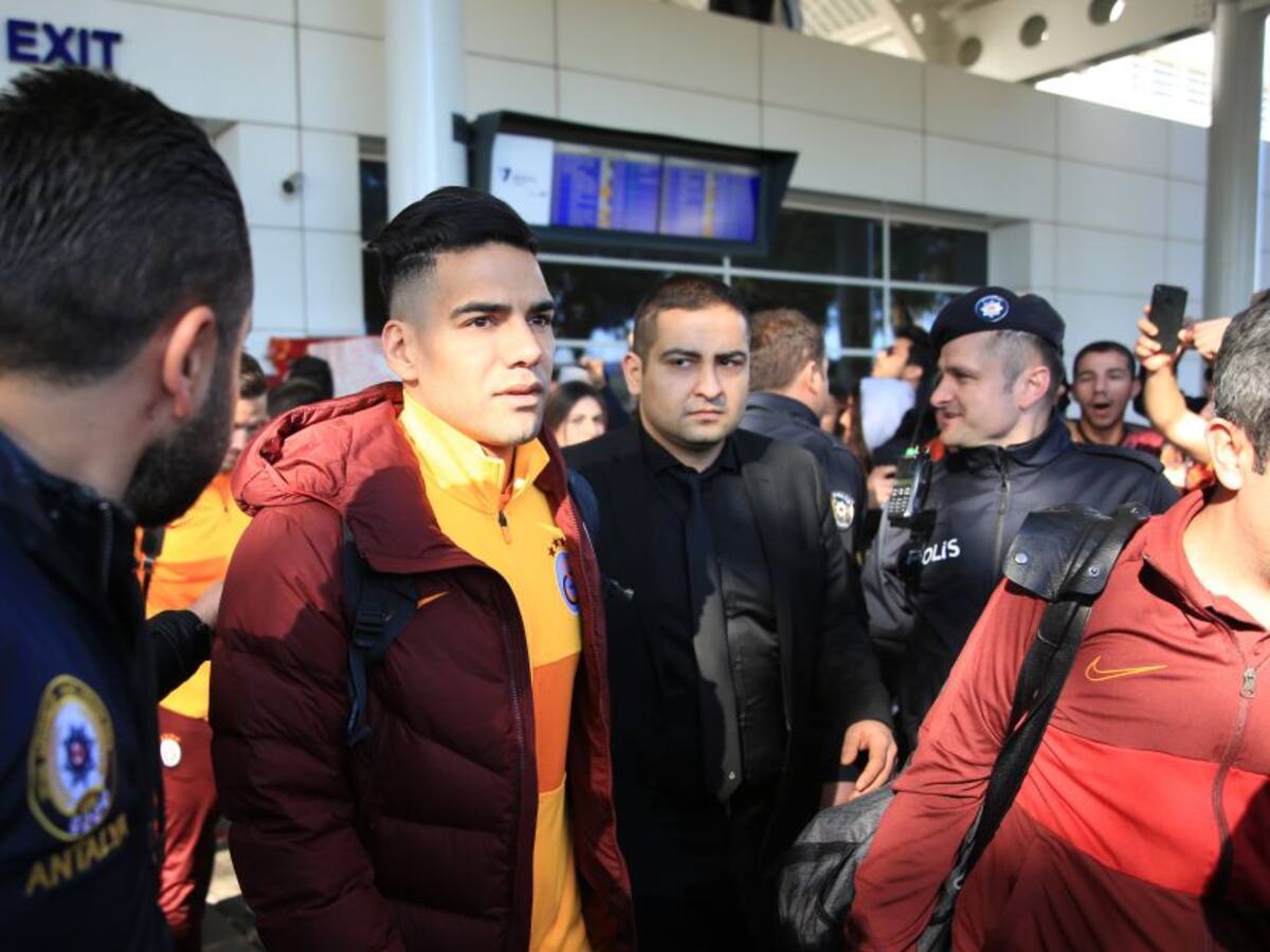 Falcao se solidariza con las víctimas por terremoto en Turquía
