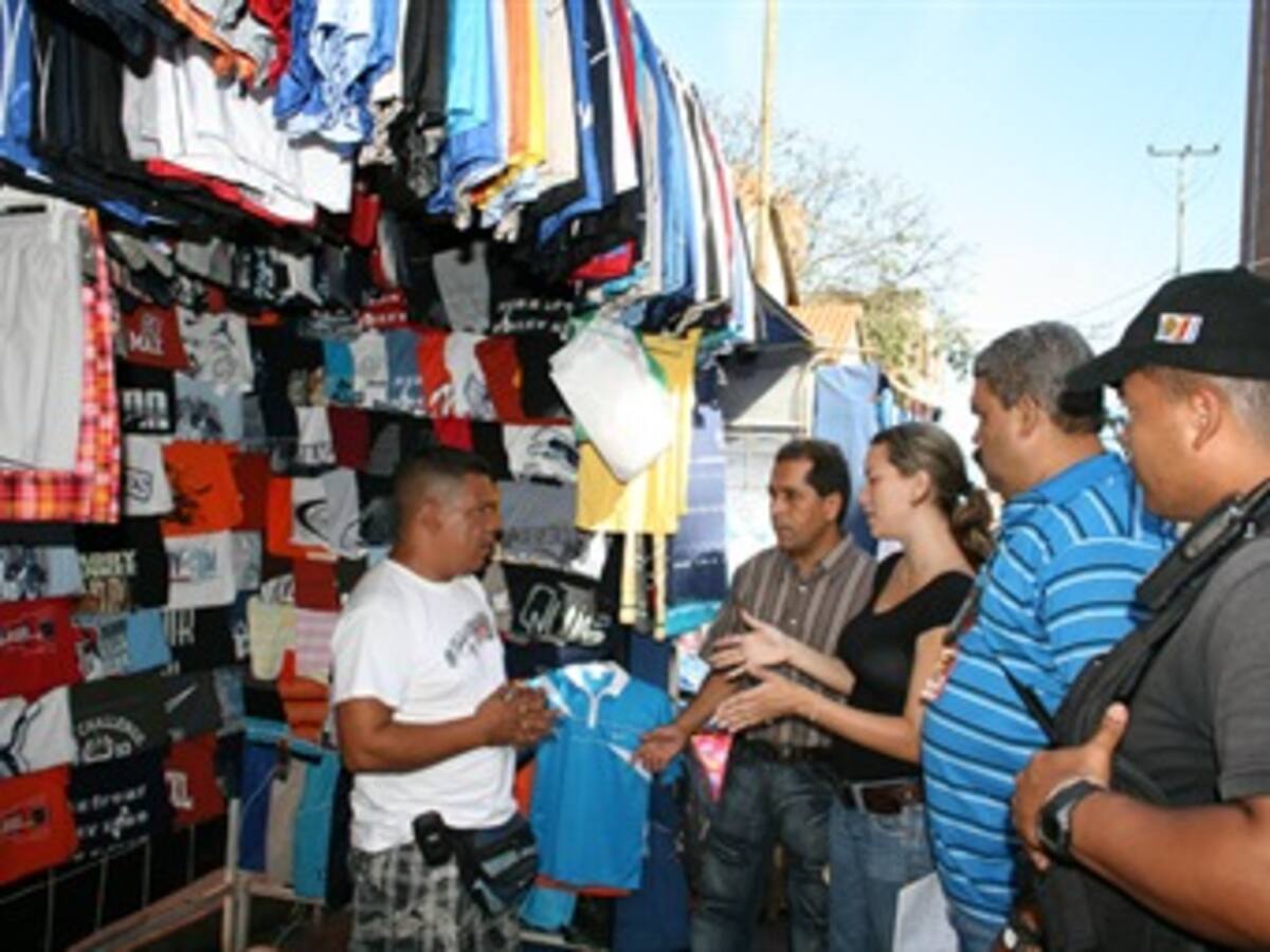 Piden a las autoridades ecuatorianas que cumplan con la no exigencia del pasado judicial