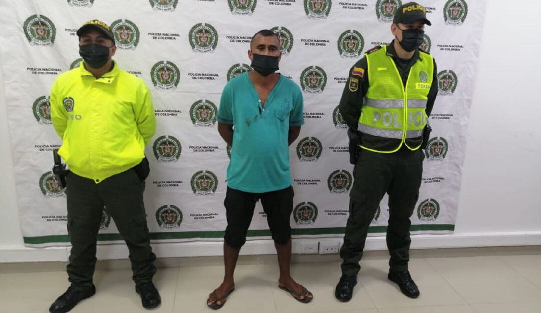 El sujeto aprovechaba los momentos en que la niña llegaba su casa a jugar con otros niños para abusar de ella