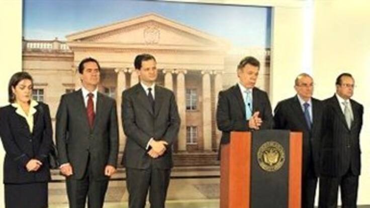 Los diez miembros del equipo negociador del Gobierno viajarán esta tarde a Oslo