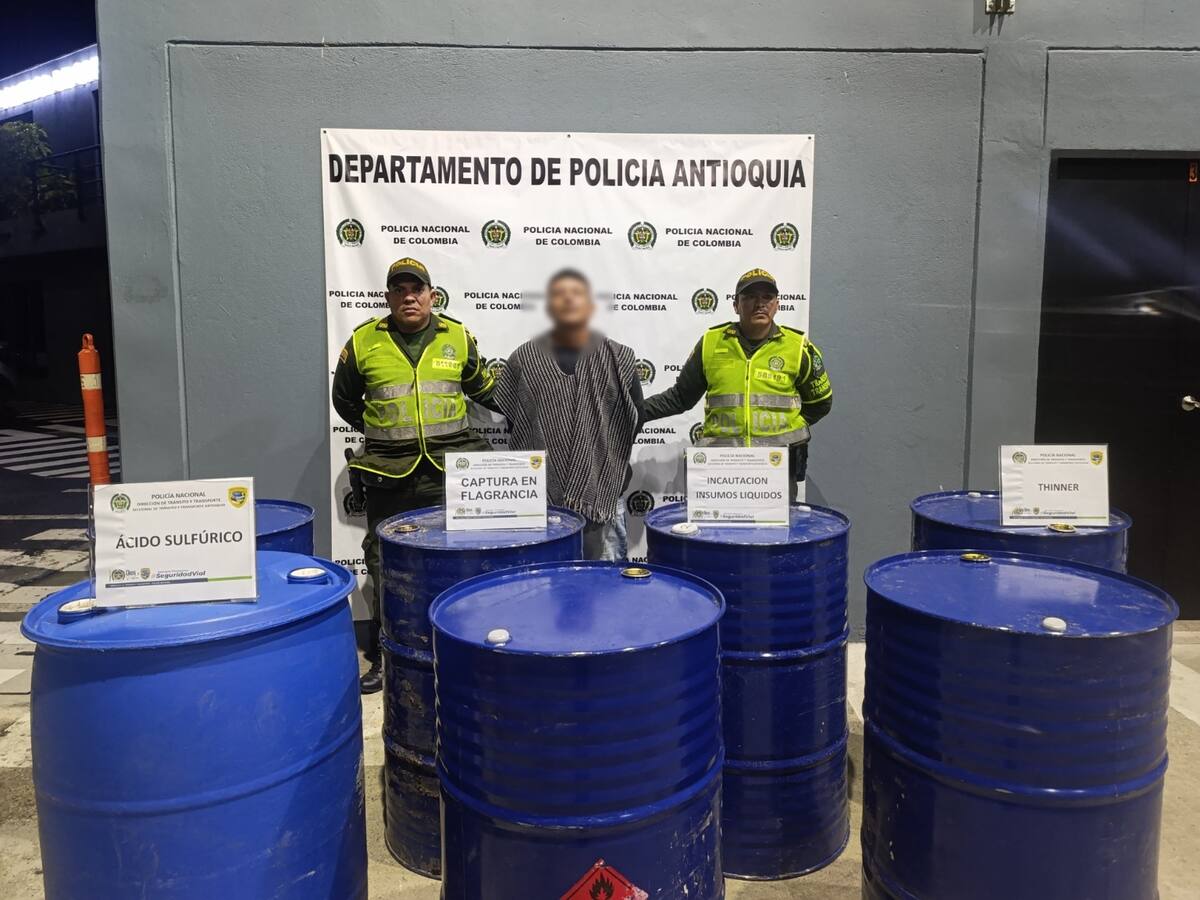 ¿Para dónde iban 380 galeones de insumos químicos incautados en vías de Antioquia?