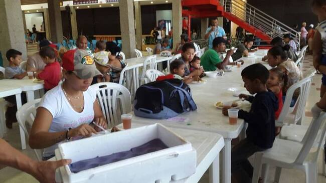 Plazoleta de comida habilitada para los venezolanos.
