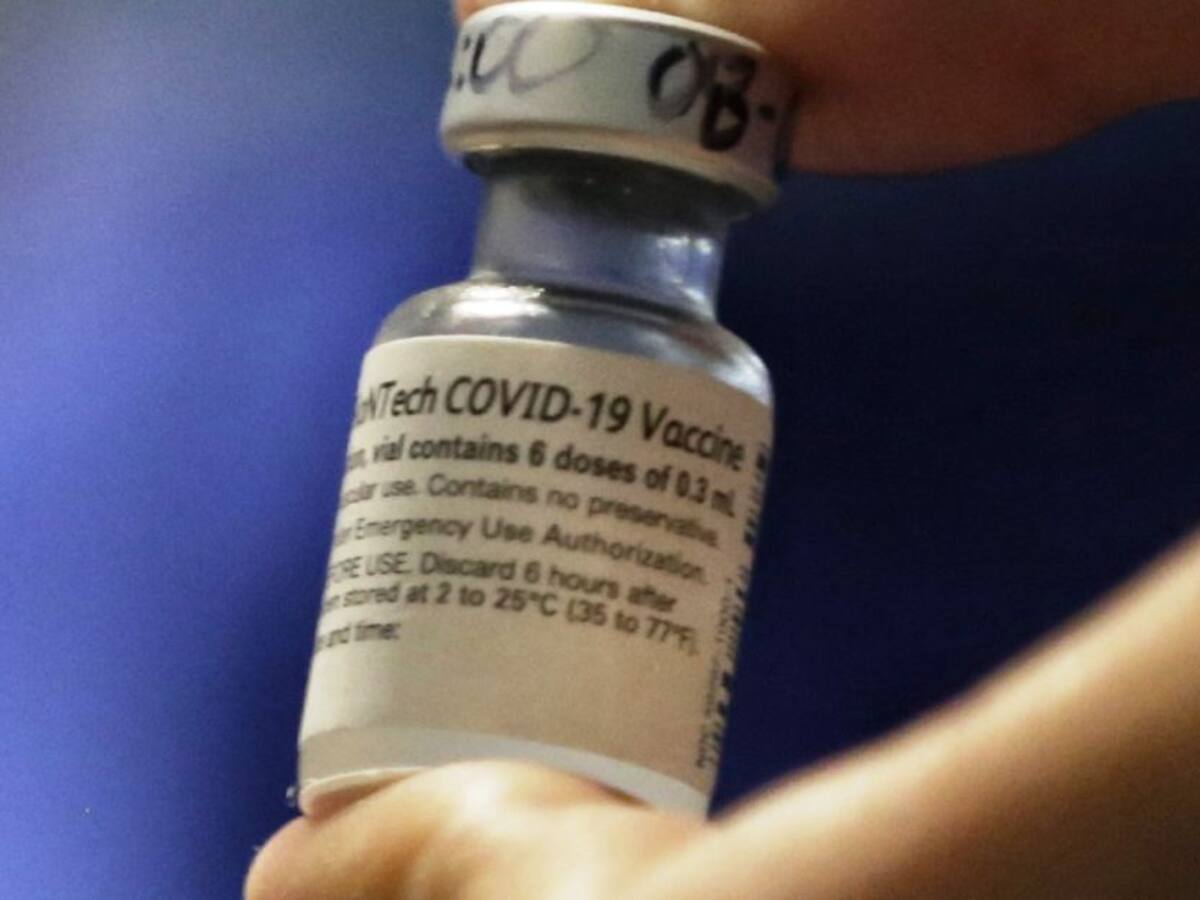 Inició vacunación contra la COVID-19 para las personas entre 45 a 49 años