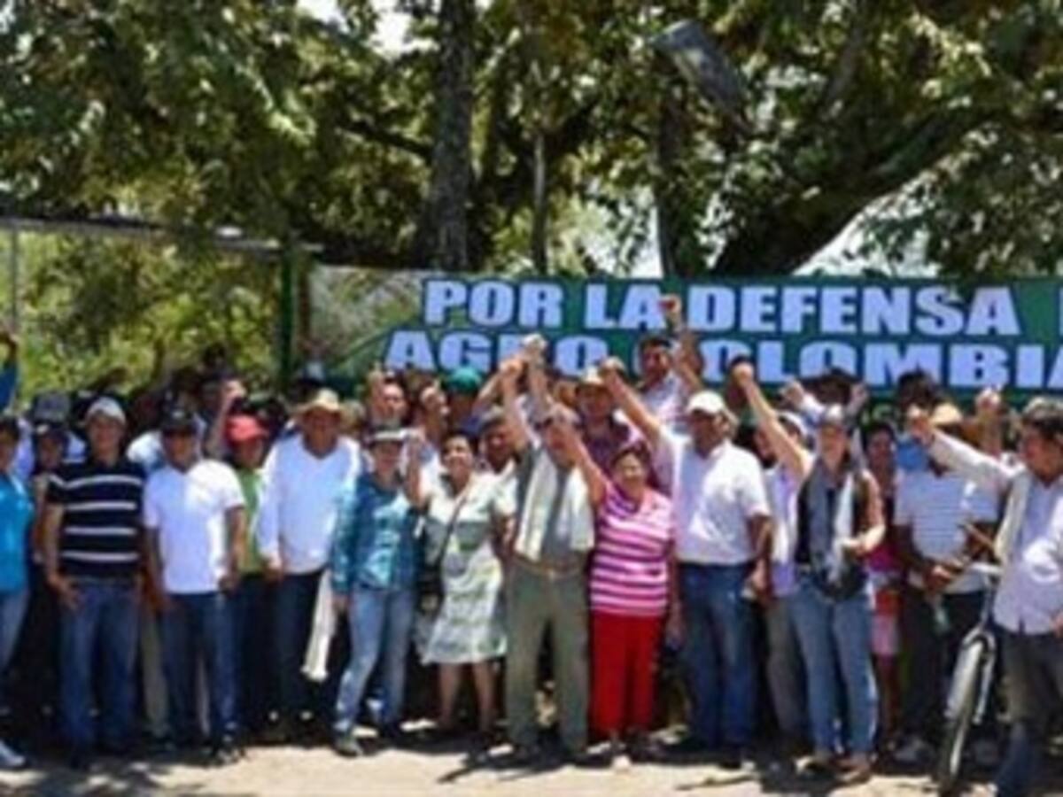 Gremios piden indemnización a empresas que tuvieron pérdidas por el paro agrario