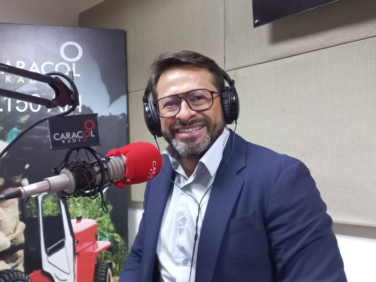 “Soy independiente y tengo mis manos limpias sobre financiación”: Candidato Iván Páez