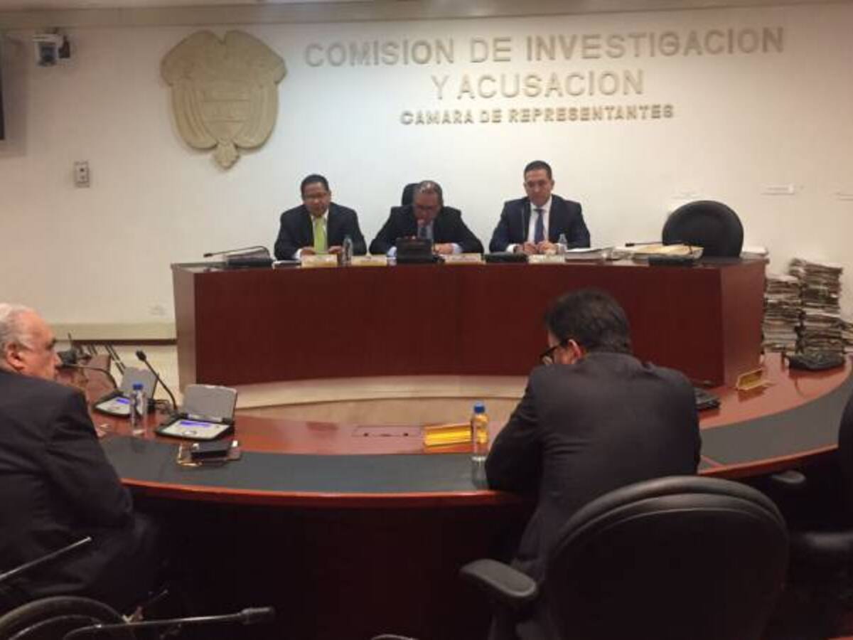 Juan Sebastián Correa llegó a la Comisión de Acusación para declarar en caso Odebrecht