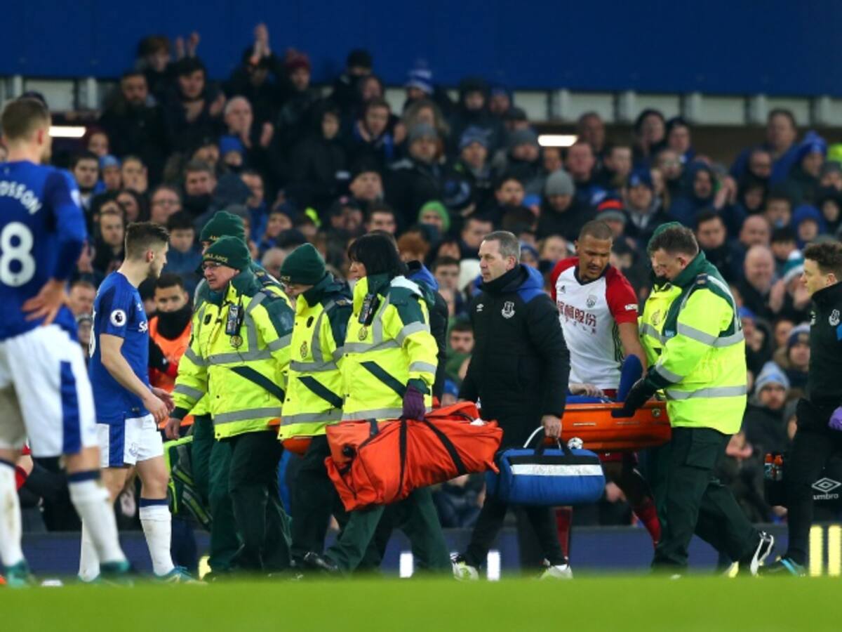 James McCarthy se rompe tibia y peroné en una acción fortuita con Rondón