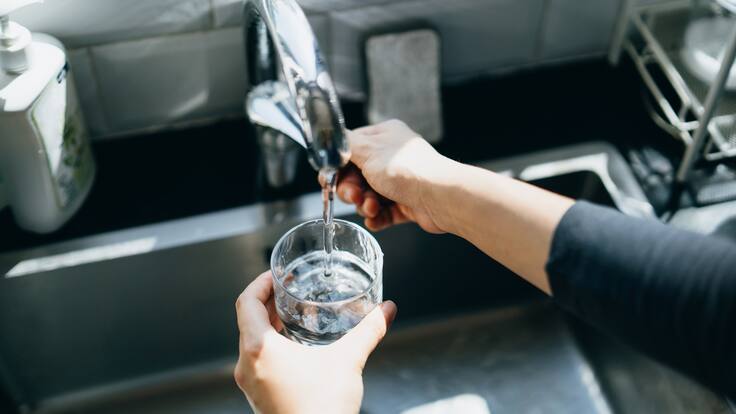 “Increíble que la gente en Colombia no tenga agua, un problema del siglo XIX”: MinVivienda