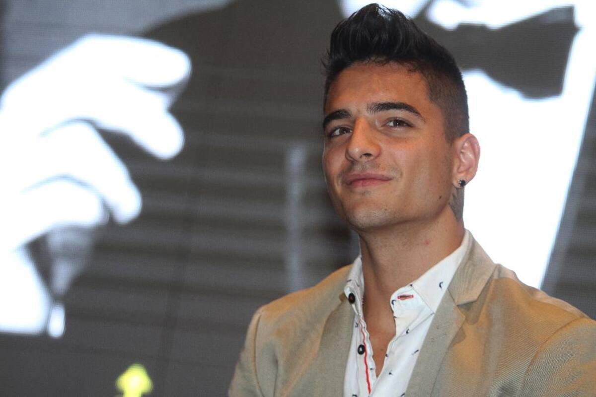 El artista logró vender 10.000 copias en pre venta del disco "Pretty boy, Dirty boy Mixtape"