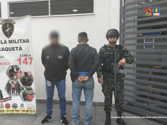 Arrestados tres militares por trafico de armas.