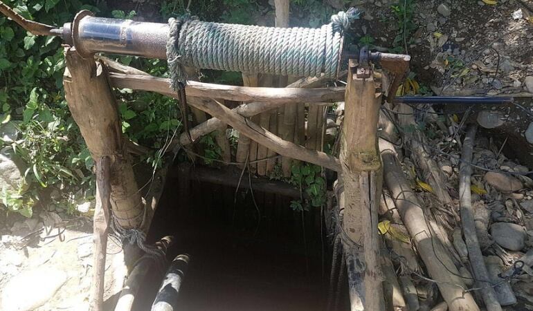 Cubículos o socavones de Oró, minería ilegal 