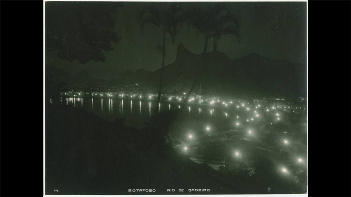 "La naturaleza de Río es tan exuberante y brutal, que incluso hoy la ciudad no consigue aplacarla: en todos los lugares donde estás, parece que se te viene encima", señaló Pablo di Giulio.