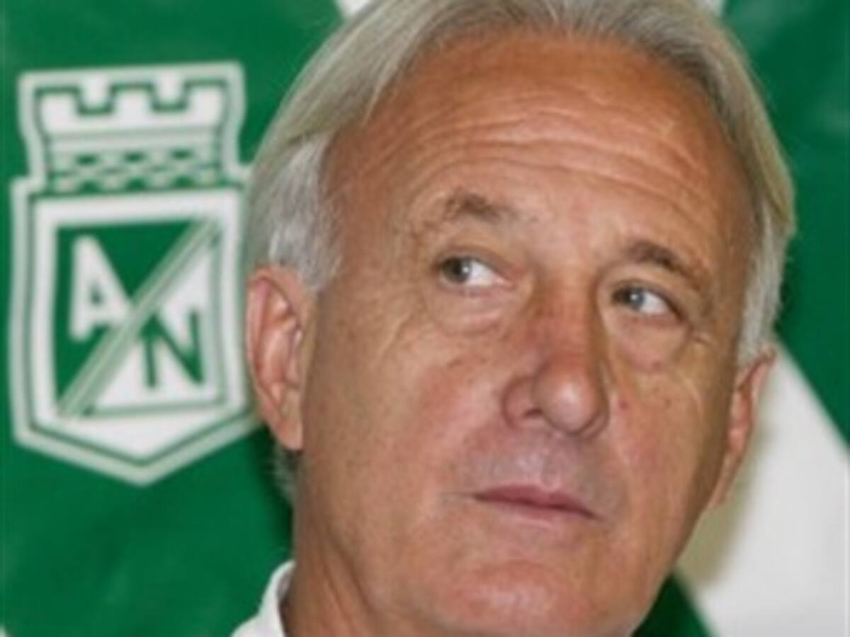 Presidente de Nacional desmiente la salida de Ramón Cabrero después del partido ante Santa Fe