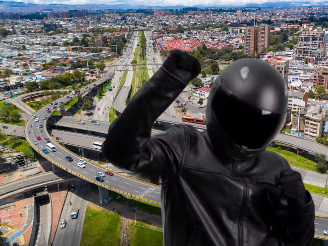 ¿Es legal polarizar el visor del casco en Colombia? Esto dice la Ley vigente para motos